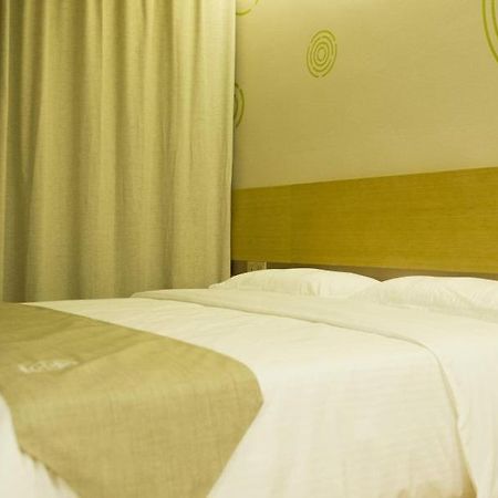 Greentree Inn Nantong Qidong Lvsi Harbour Express Hotel Eksteriør billede