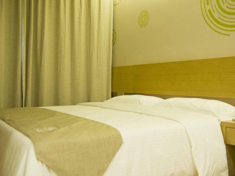 Greentree Inn Nantong Qidong Lvsi Harbour Express Hotel Eksteriør billede
